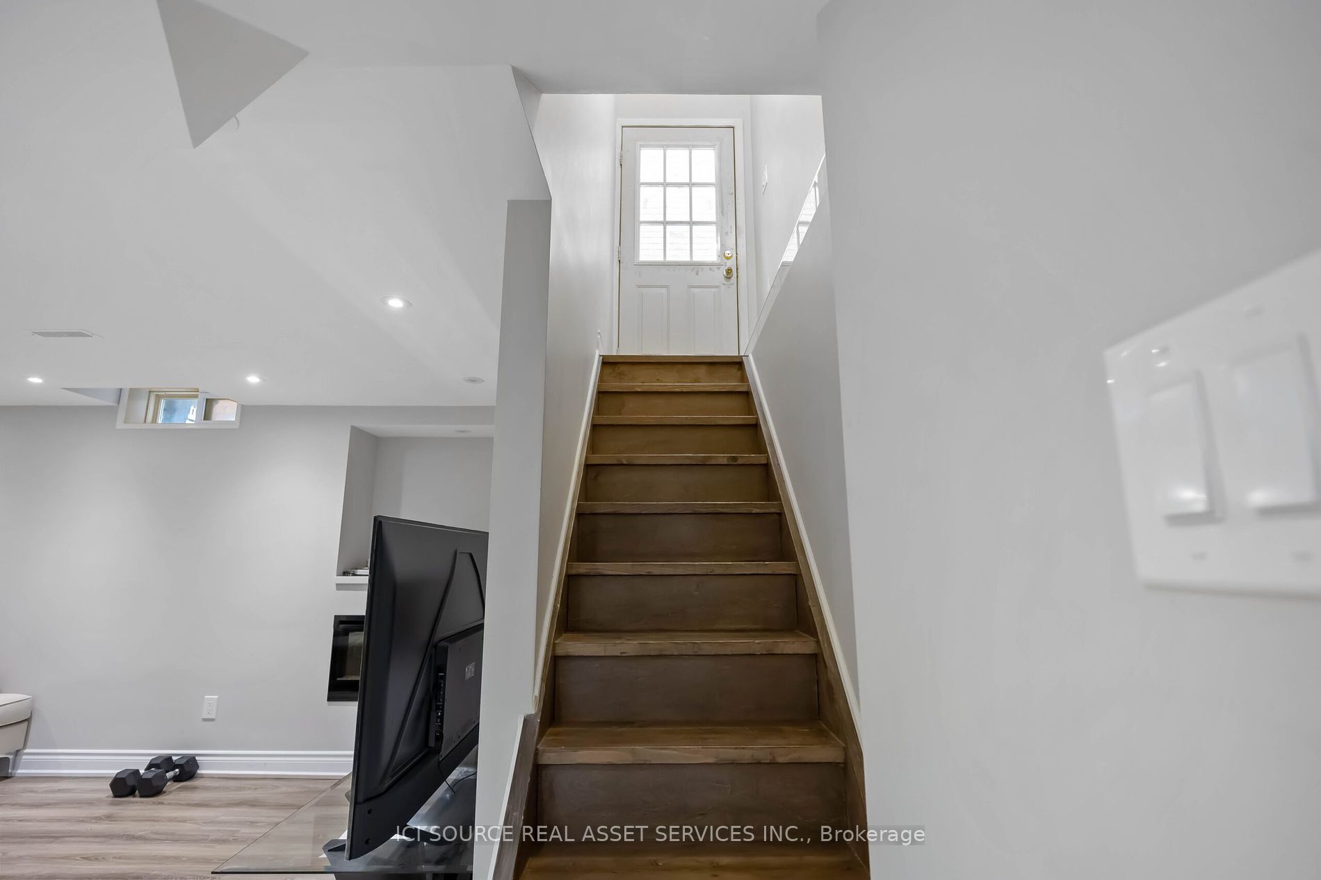 53 Alanbull Sq Property Photo 2