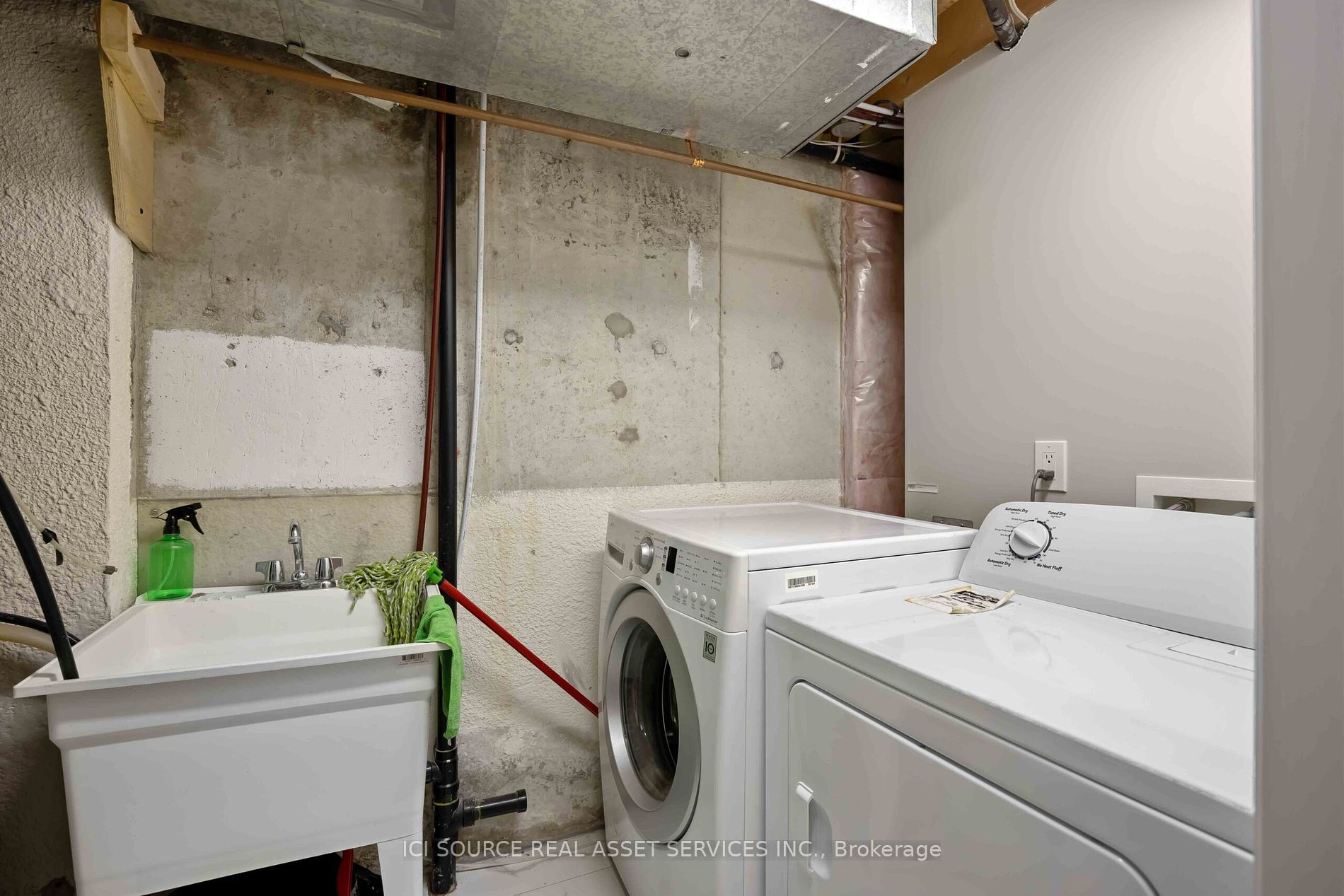 53 Alanbull Sq Property Photo 13