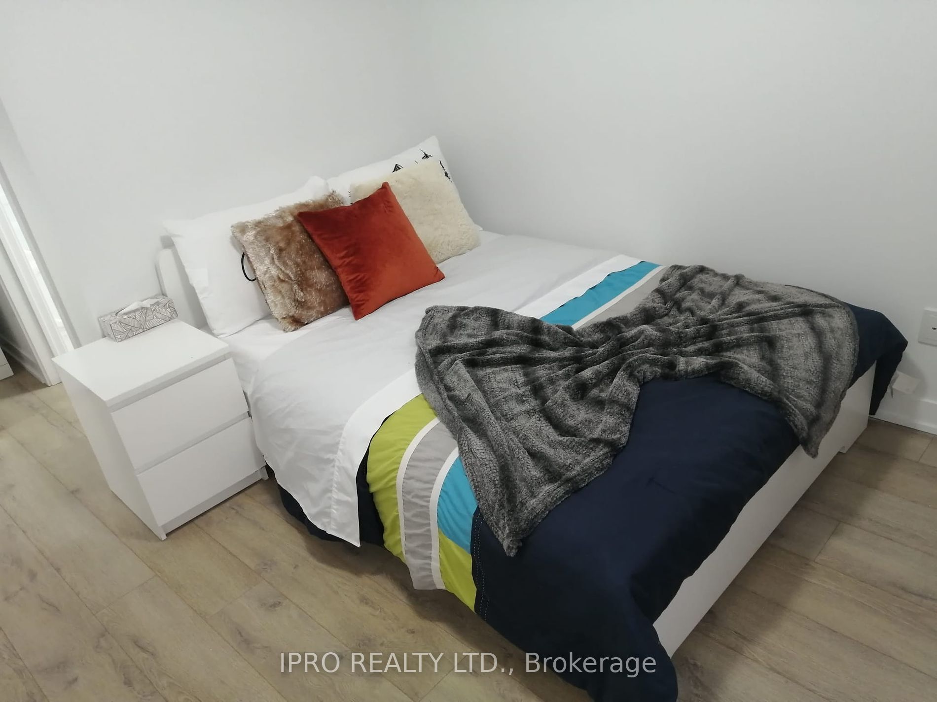 1740 Simcoe St N 54 Property Photo 11
