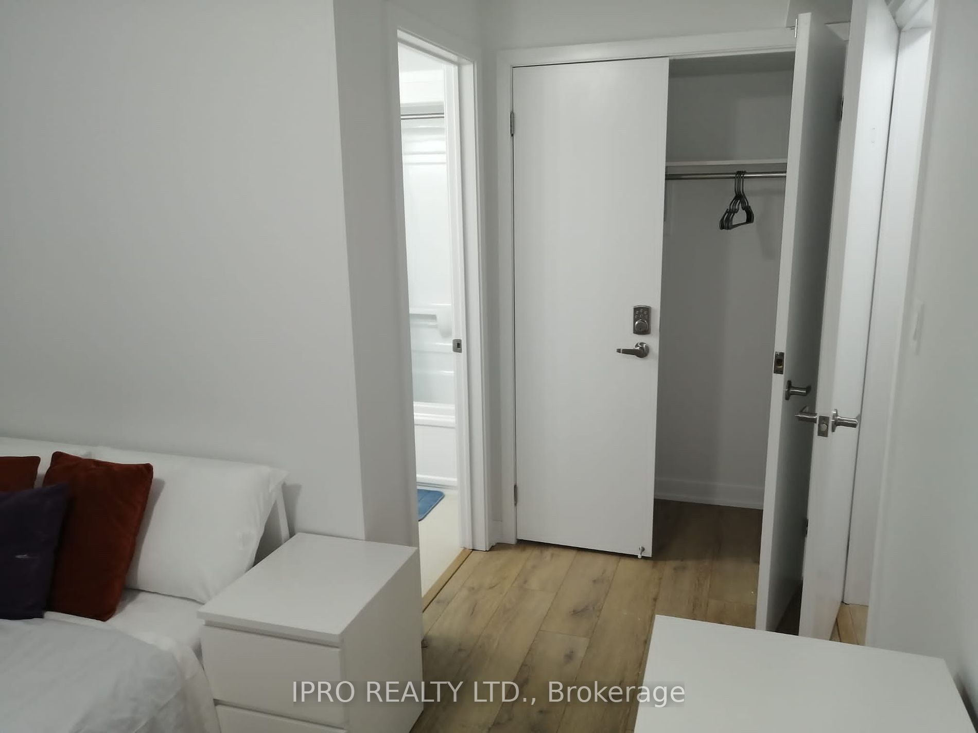 1740 Simcoe St N 54 Property Photo 13