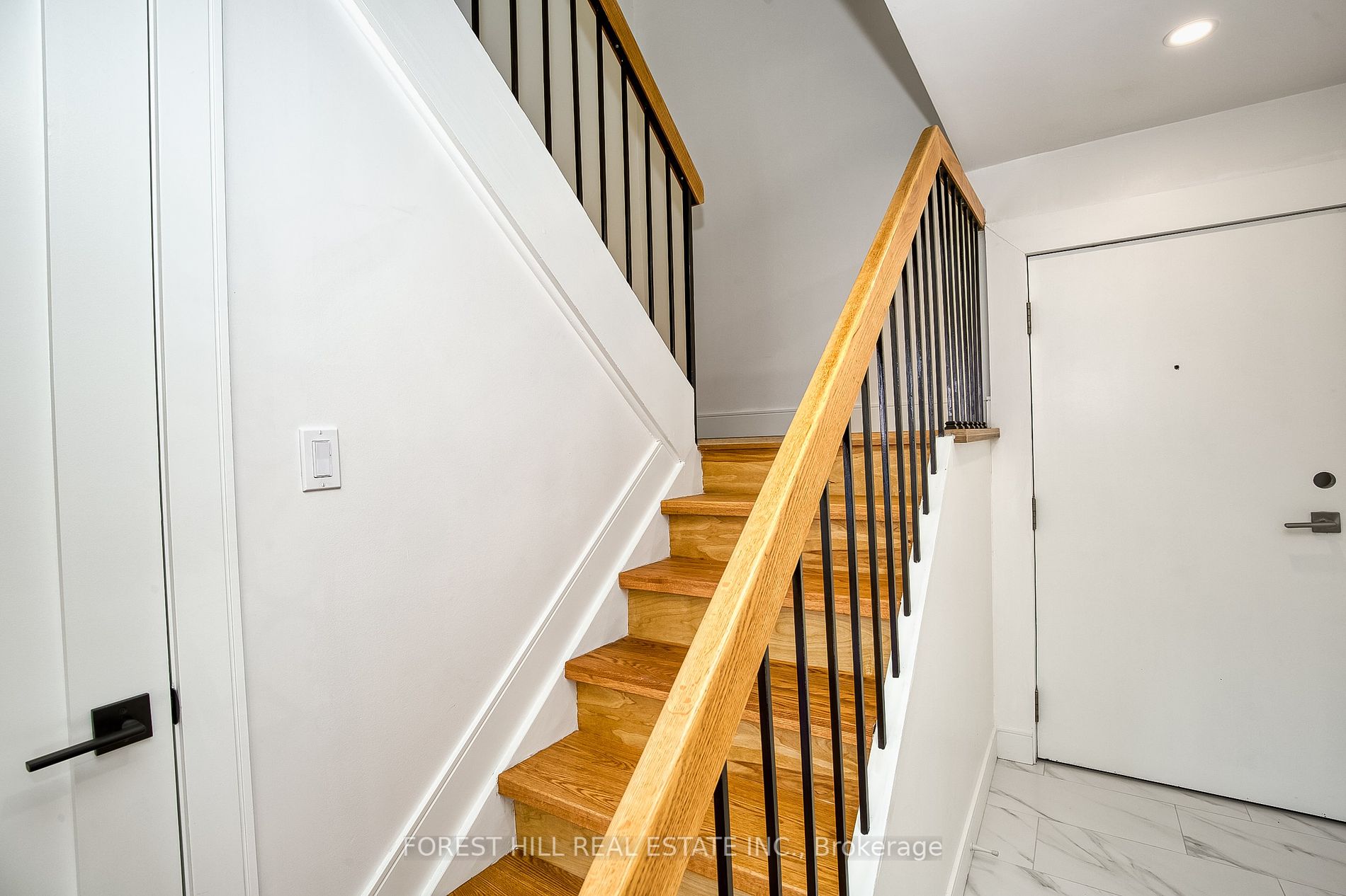 97 Lee Ave Property Photo 11