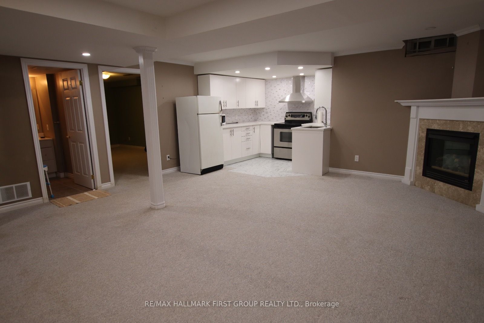 20 Leah Cres Property Photo 1