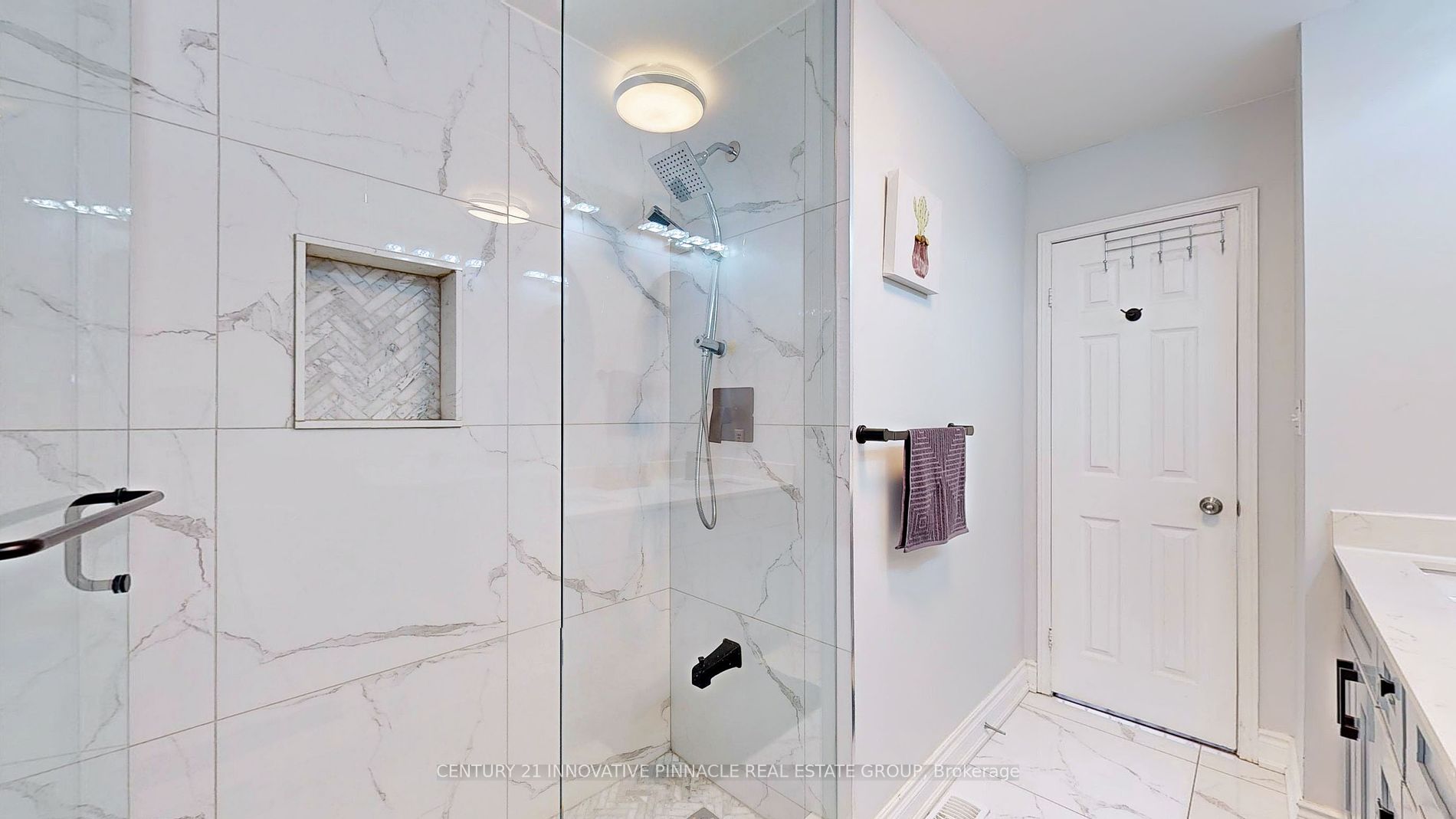 6 Pogson Dr Property Photo 34