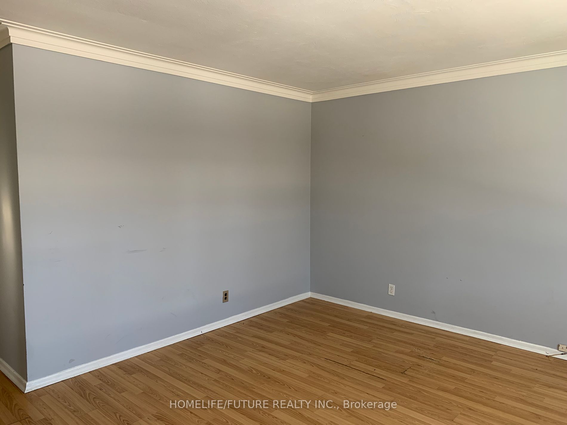 784 Oxford St Property Photo 5