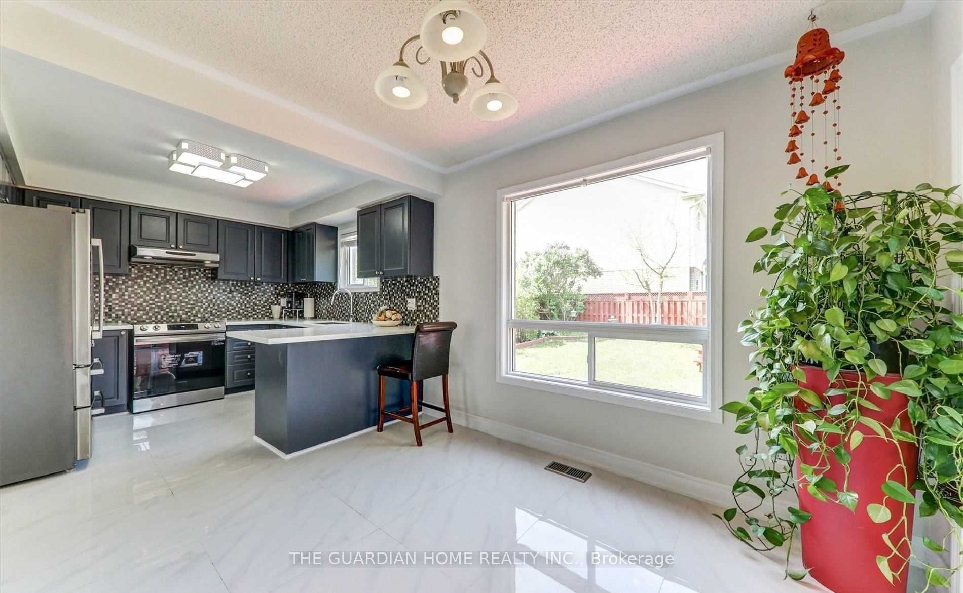 4 Edgerton Dr Property Photo 14