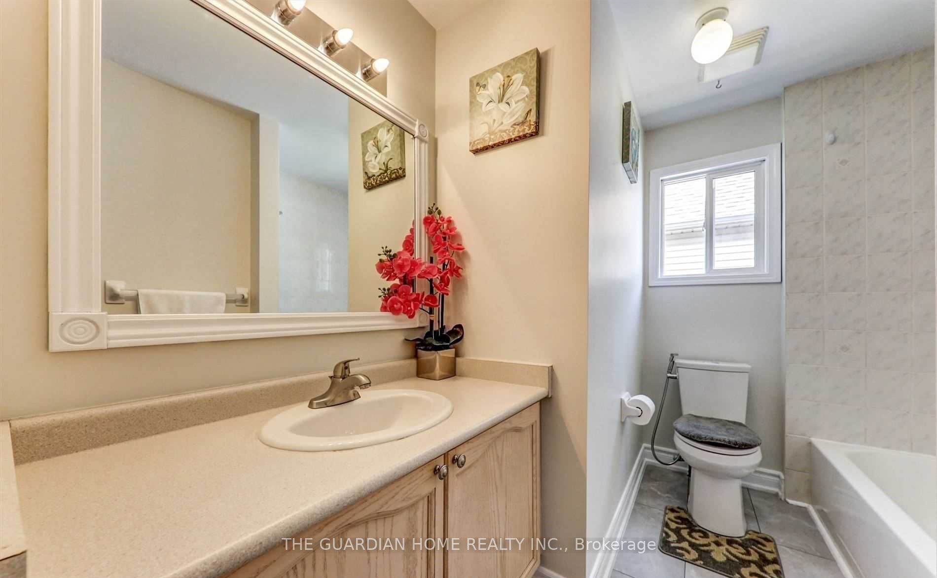 4 Edgerton Dr Property Photo 28