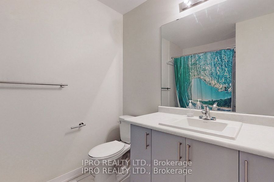 2614 Castlegate Crossing Property Photo 6