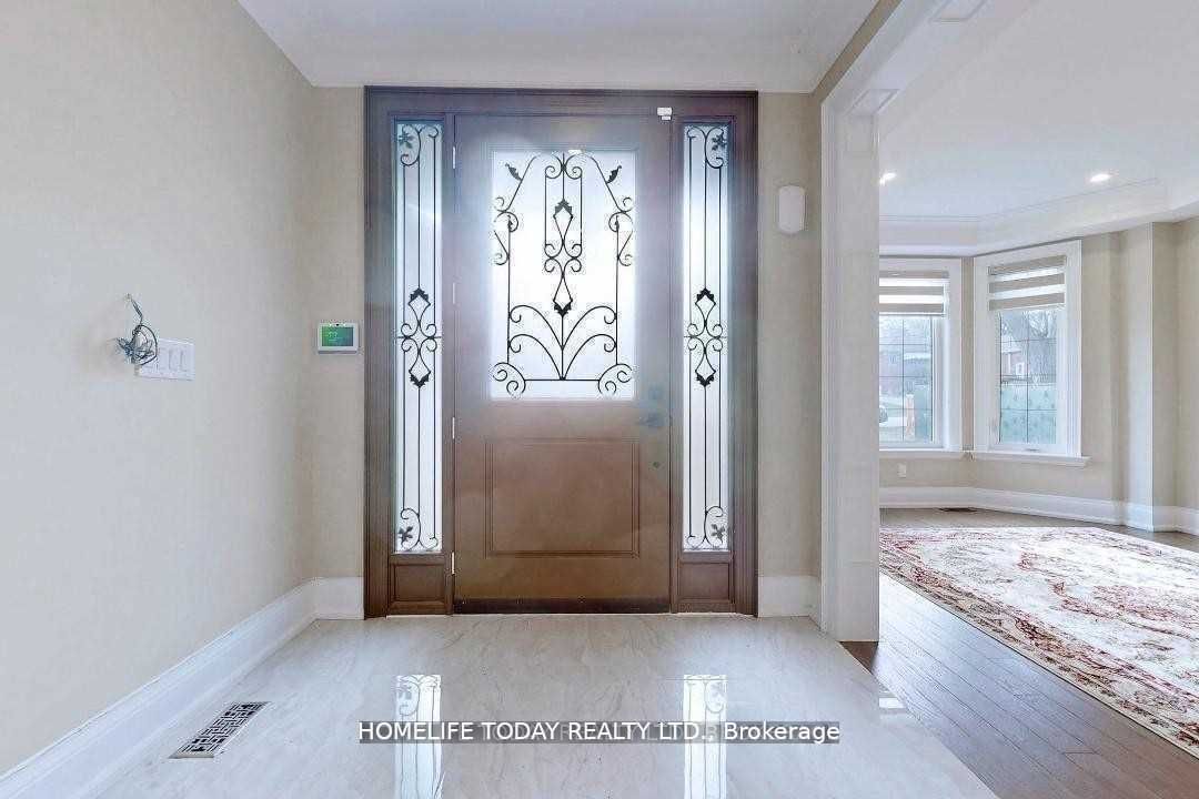 20 Chatterton Blvd Property Photo 6