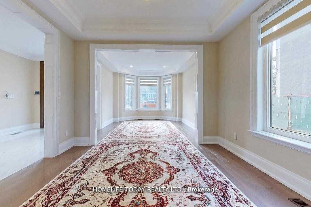 20 Chatterton Blvd Property Photo 8