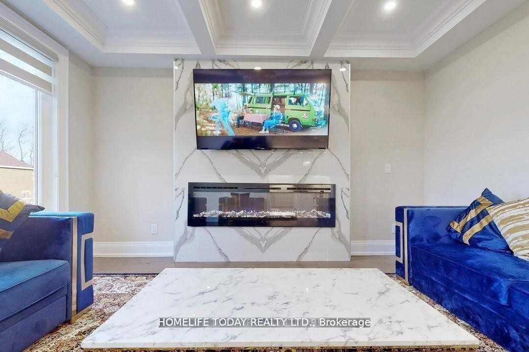 20 Chatterton Blvd Property Photo 10
