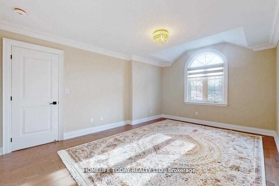20 Chatterton Blvd Property Photo 18