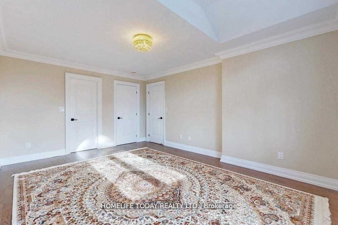 20 Chatterton Blvd Property Photo 19