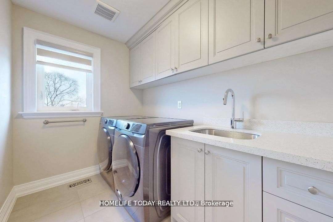 20 Chatterton Blvd Property Photo 27