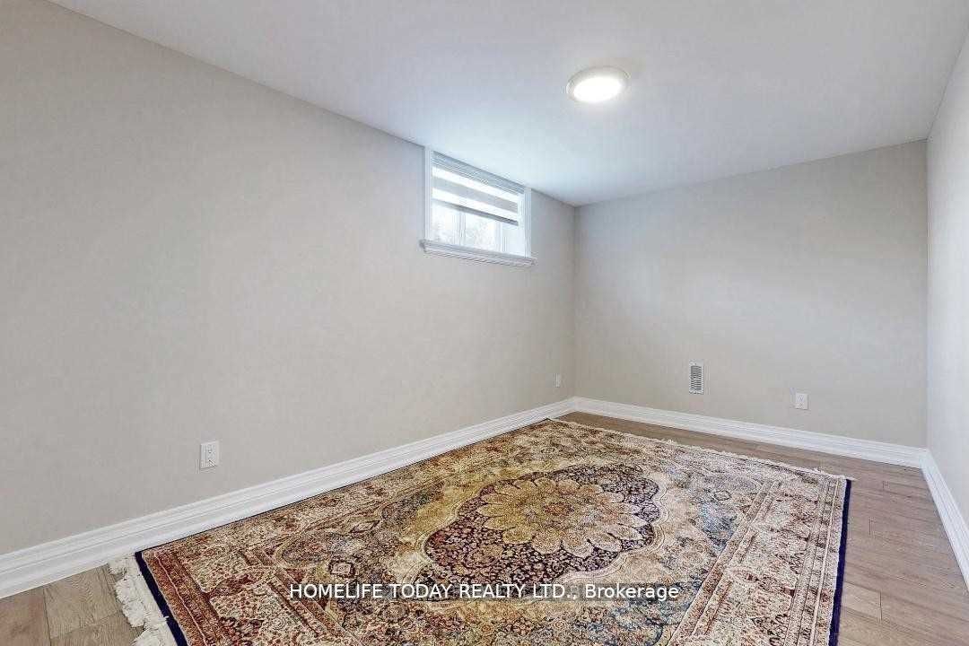 20 Chatterton Blvd Property Photo 31