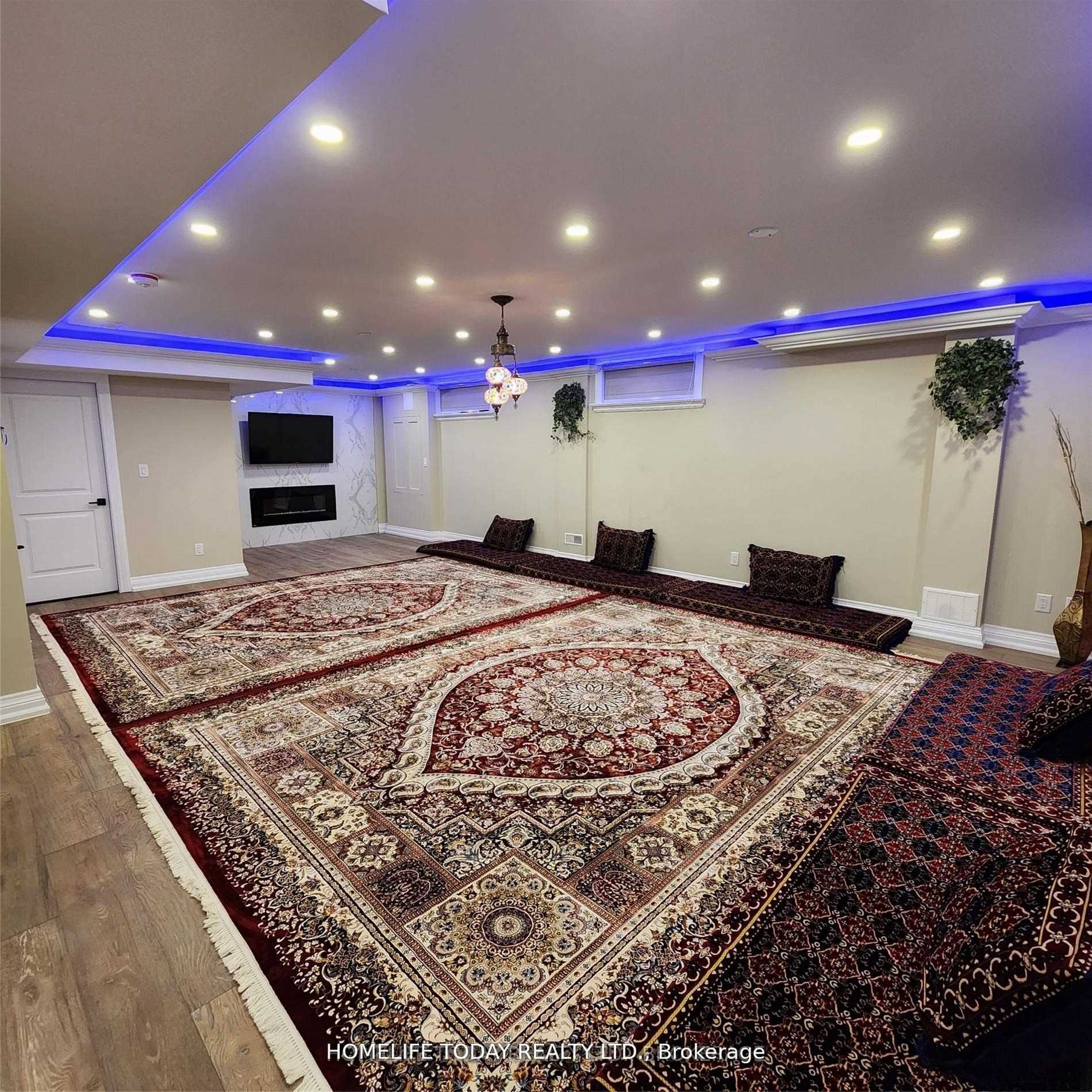 20 Chatterton Blvd Property Photo 32