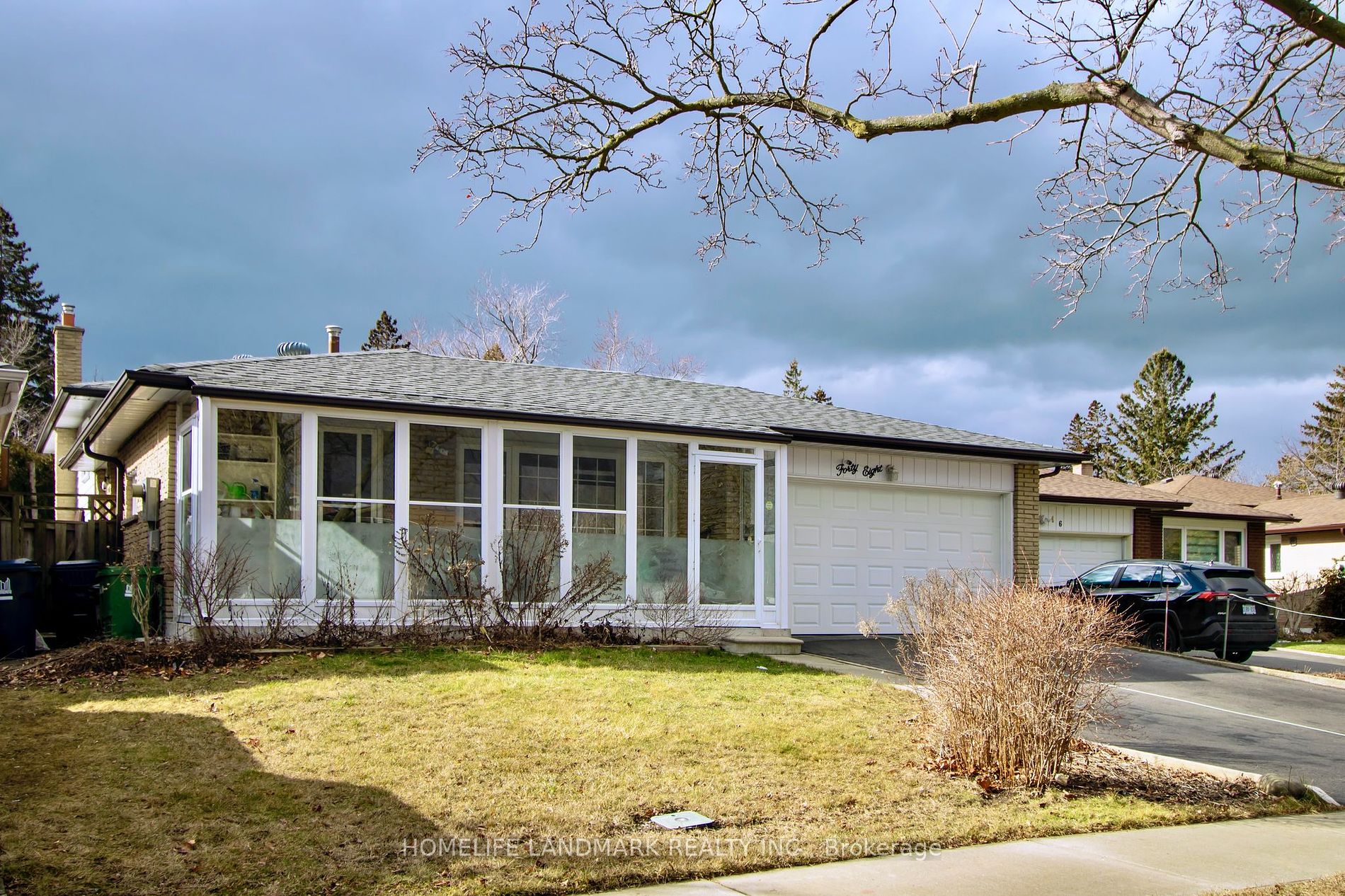 48 Tidworth Sq Property Photo 2