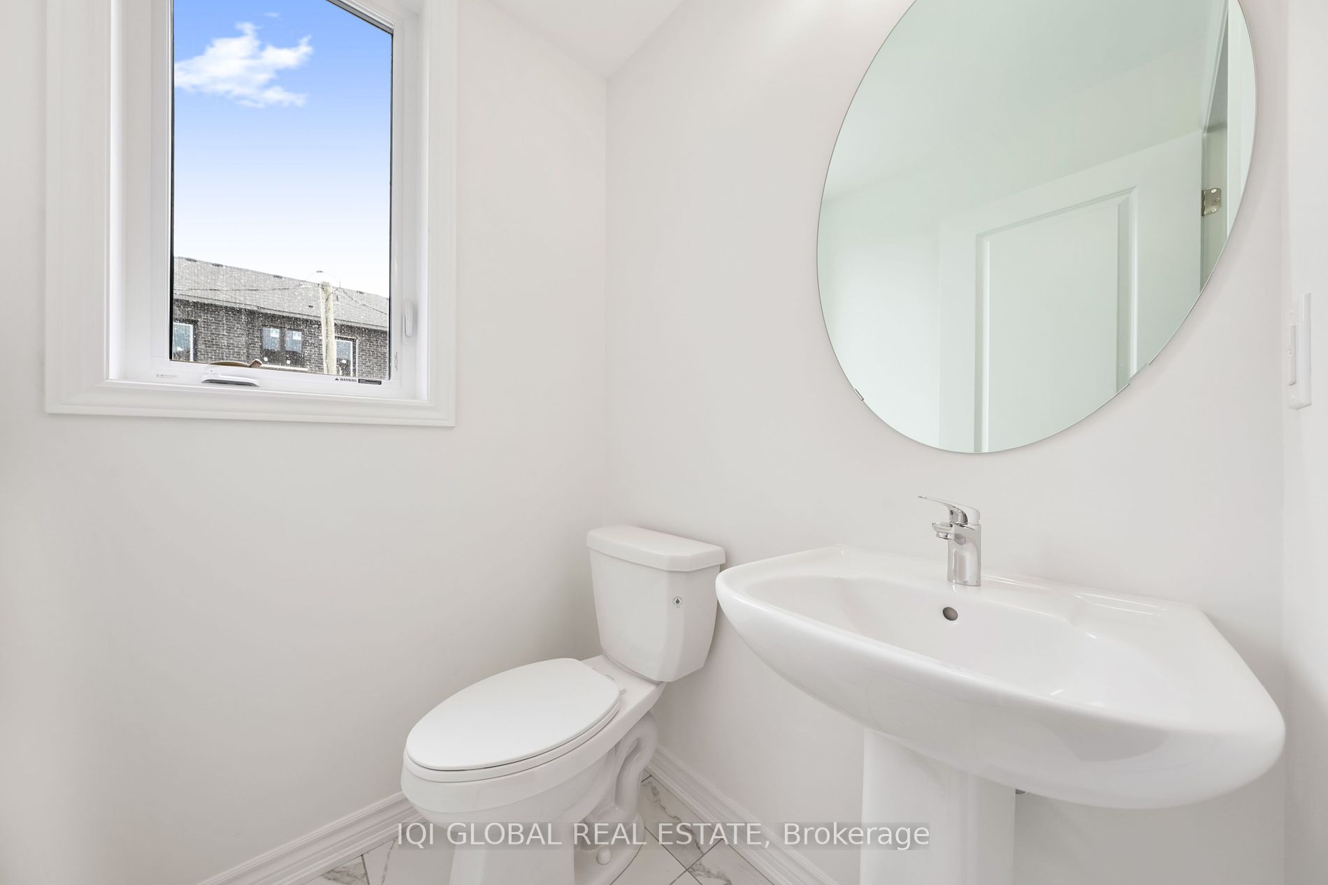 7 Douet Lane Property Photo 11