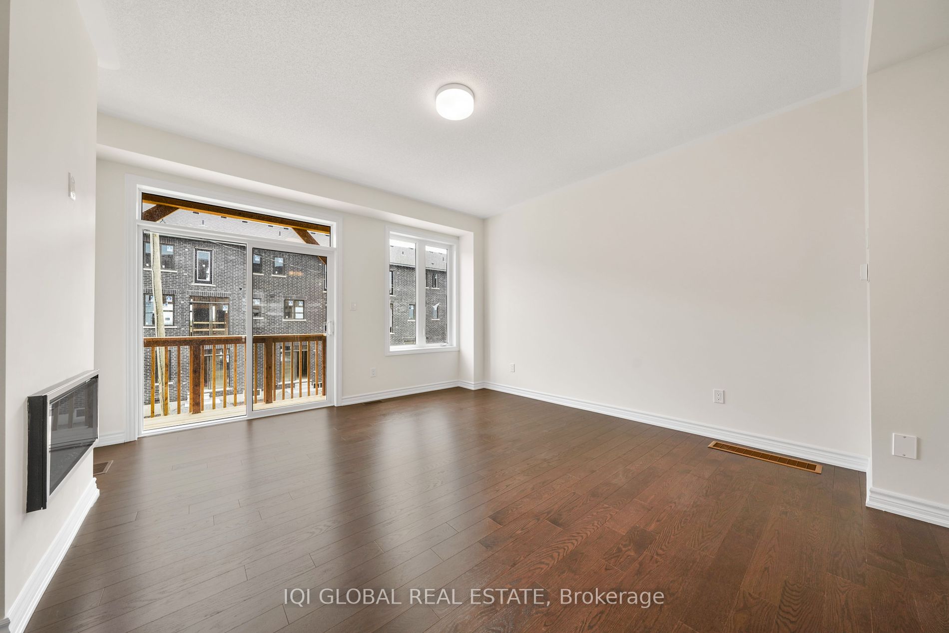 7 Douet Lane Property Photo 12