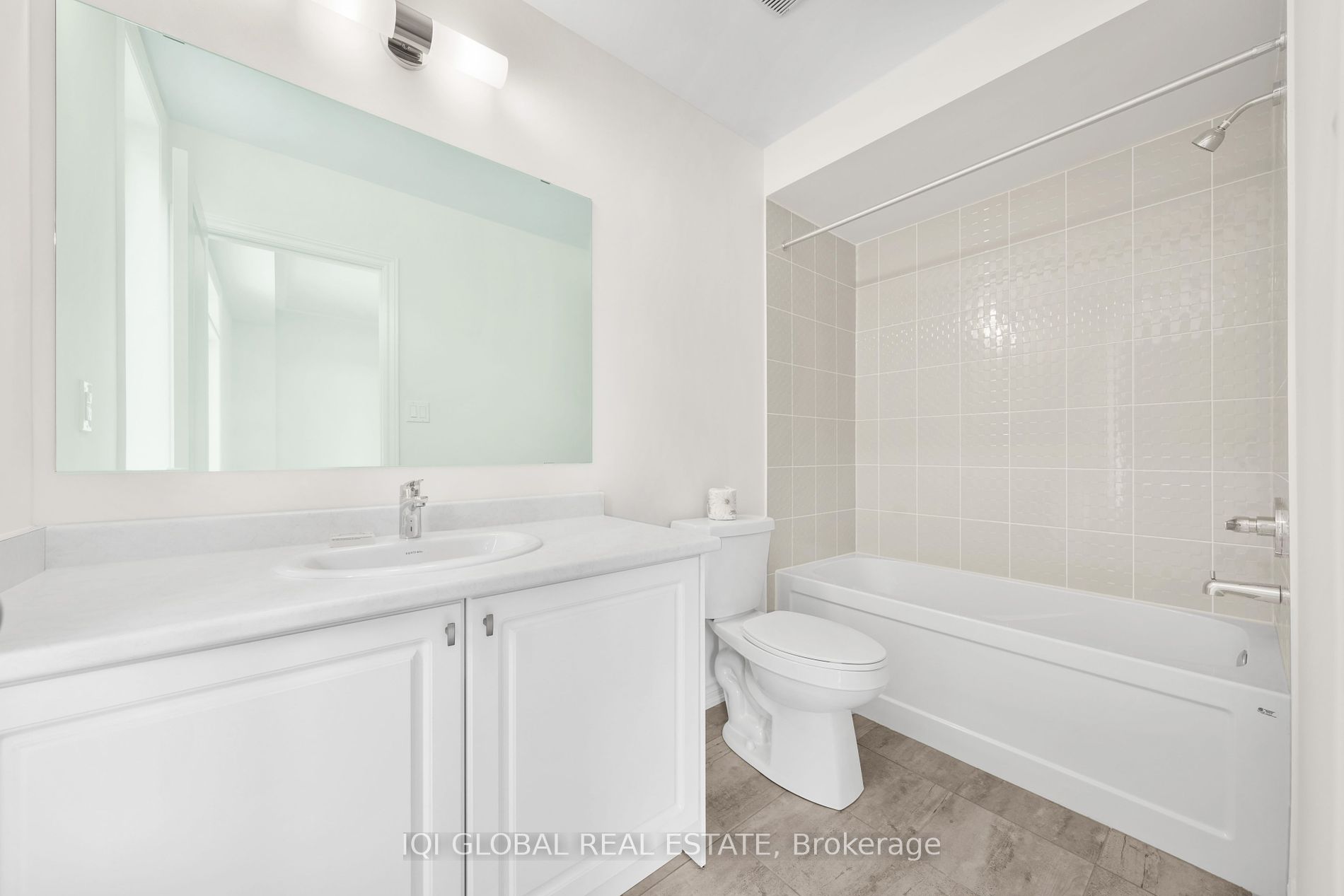 7 Douet Lane Property Photo 30