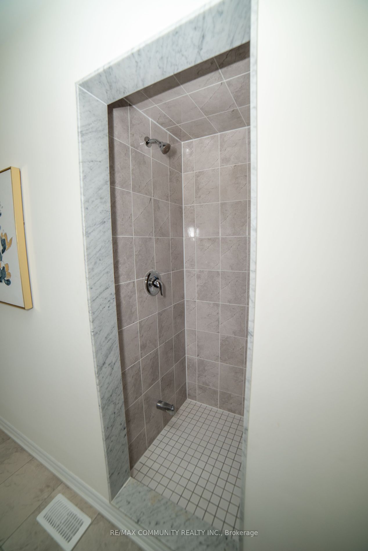 73 Richard Davies Cres Property Photo 27