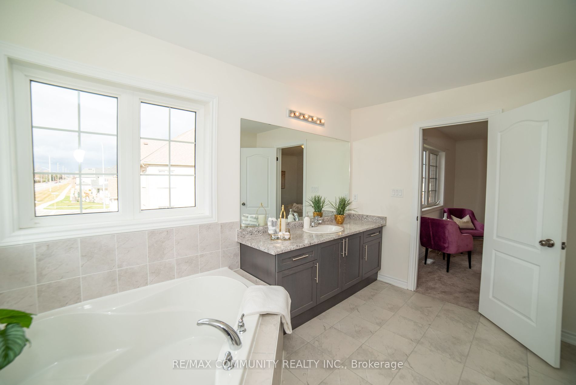 73 Richard Davies Cres Property Photo 29