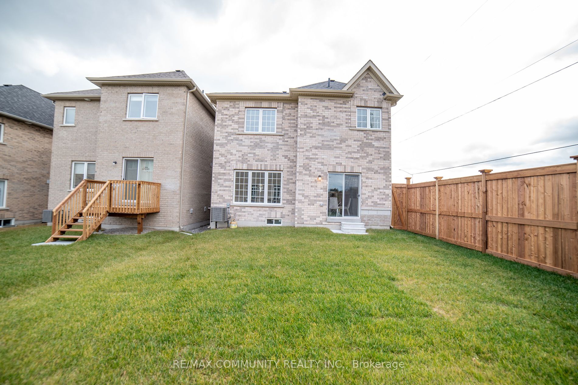 73 Richard Davies Cres Property Photo 39