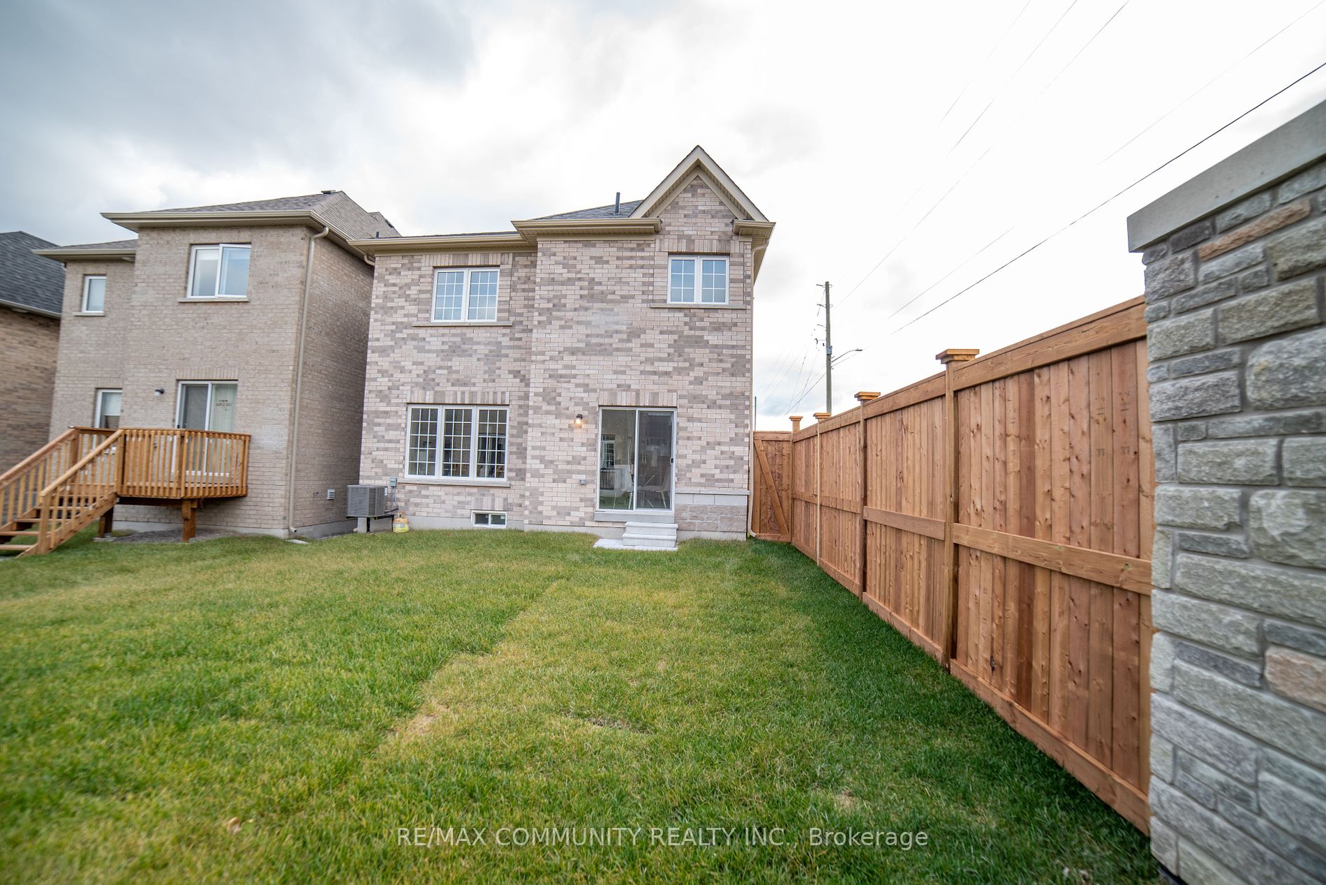 73 Richard Davies Cres Property Photo 40