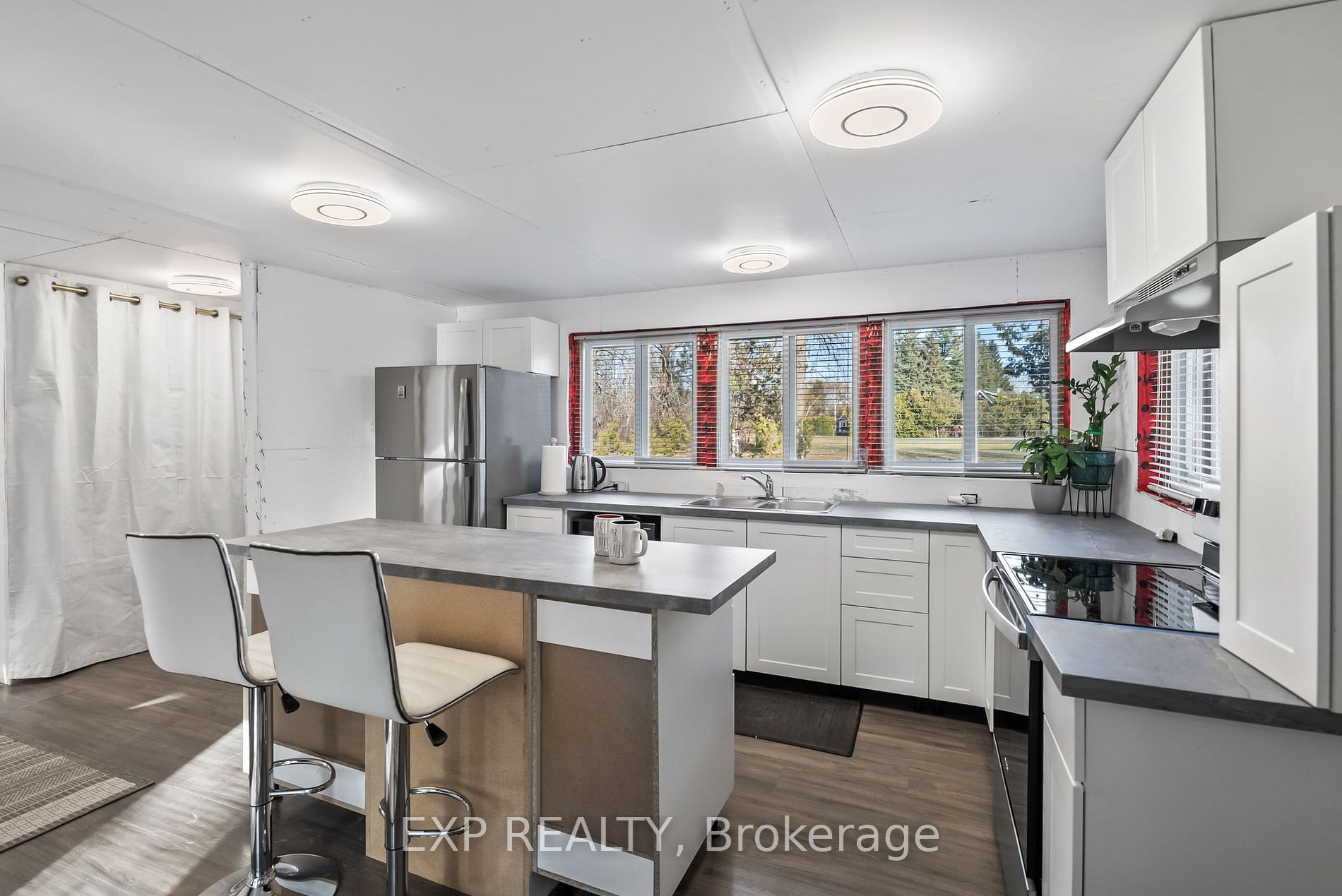 88 Davidge Dr Property Photo 15