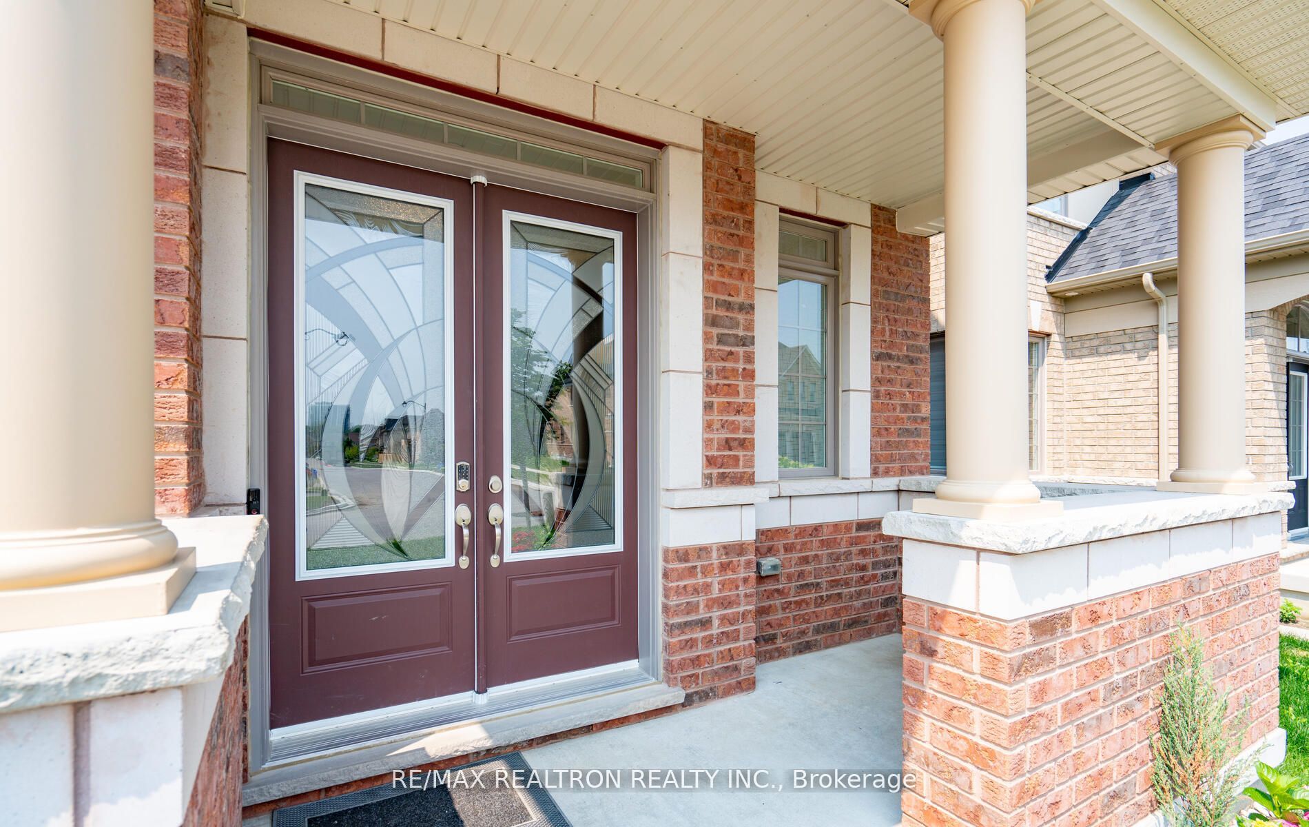 2496 Orchestrate Dr Property Photo 7