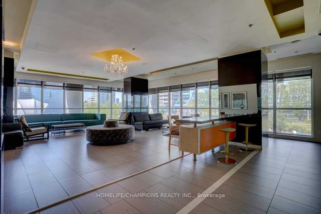 60 Town Centre Crt 3 Property Photo 6