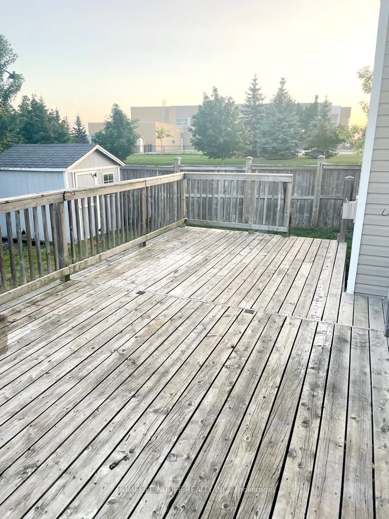 1579 Coldstream Dr Property Photo 20