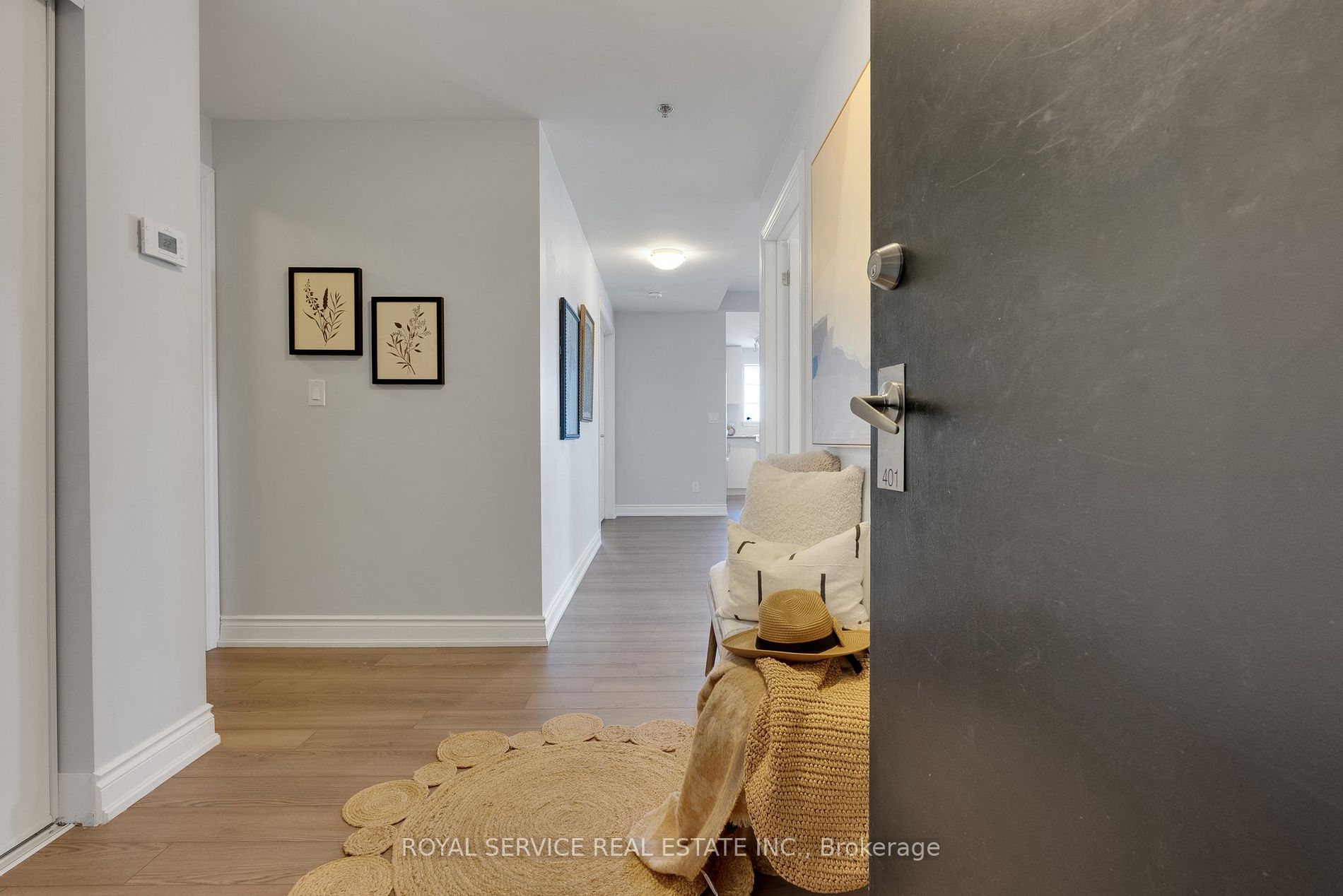 21 Brookhouse Dr 401 Property Photo 4