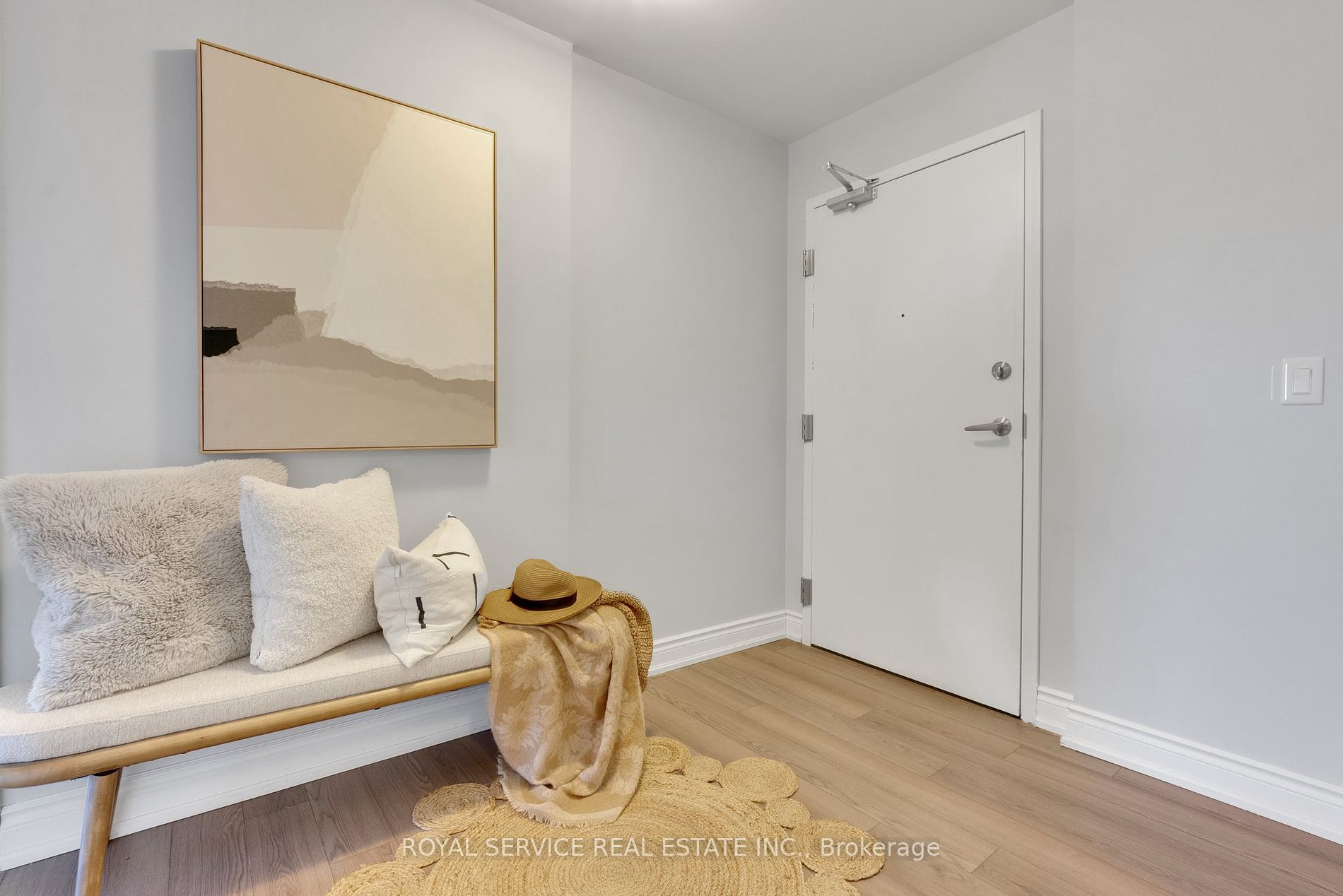 21 Brookhouse Dr 401 Property Photo 5