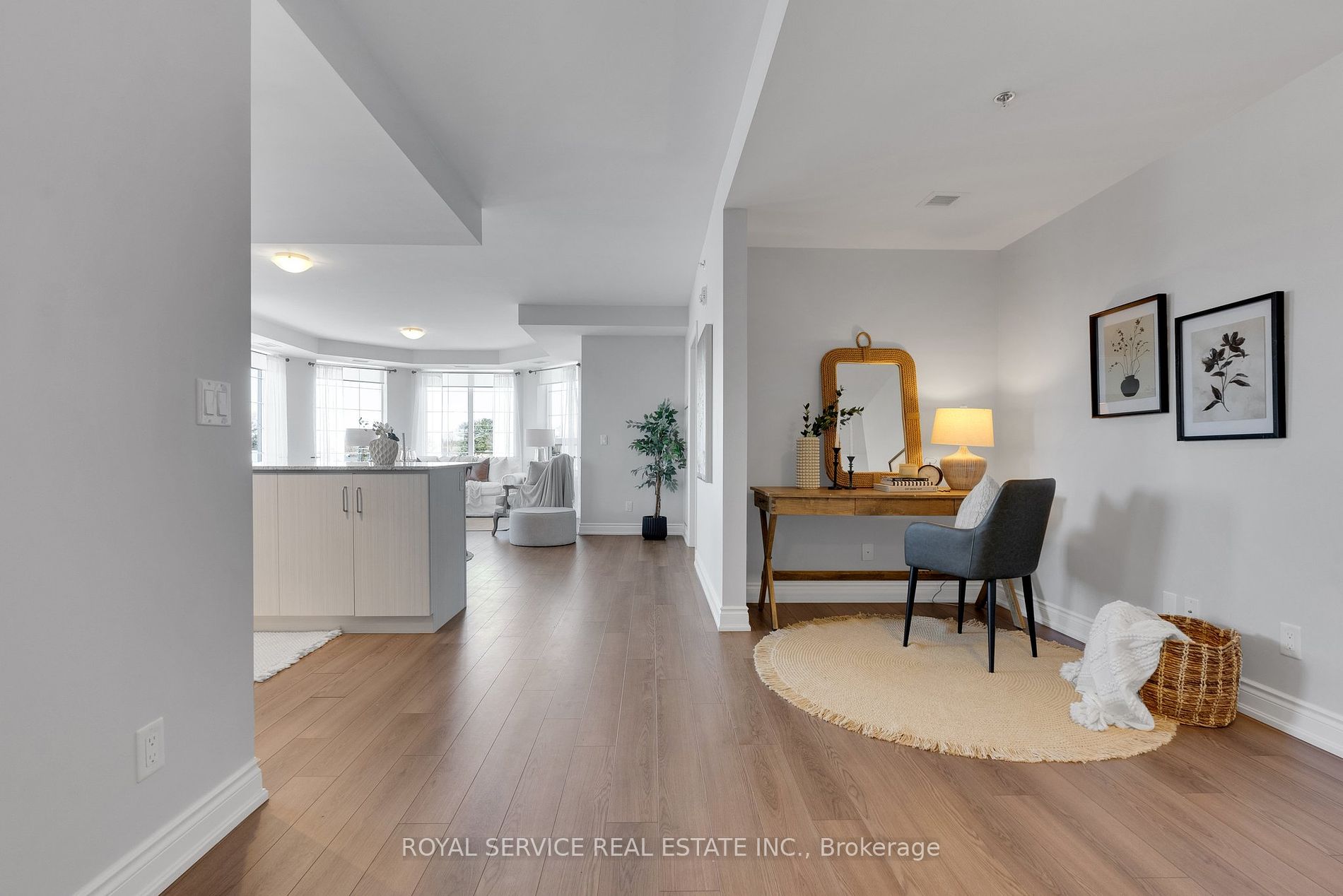 21 Brookhouse Dr 401 Property Photo 7