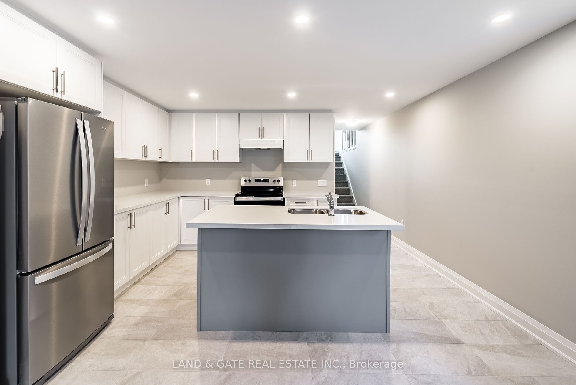 127 Gibbons St Property Photo 26
