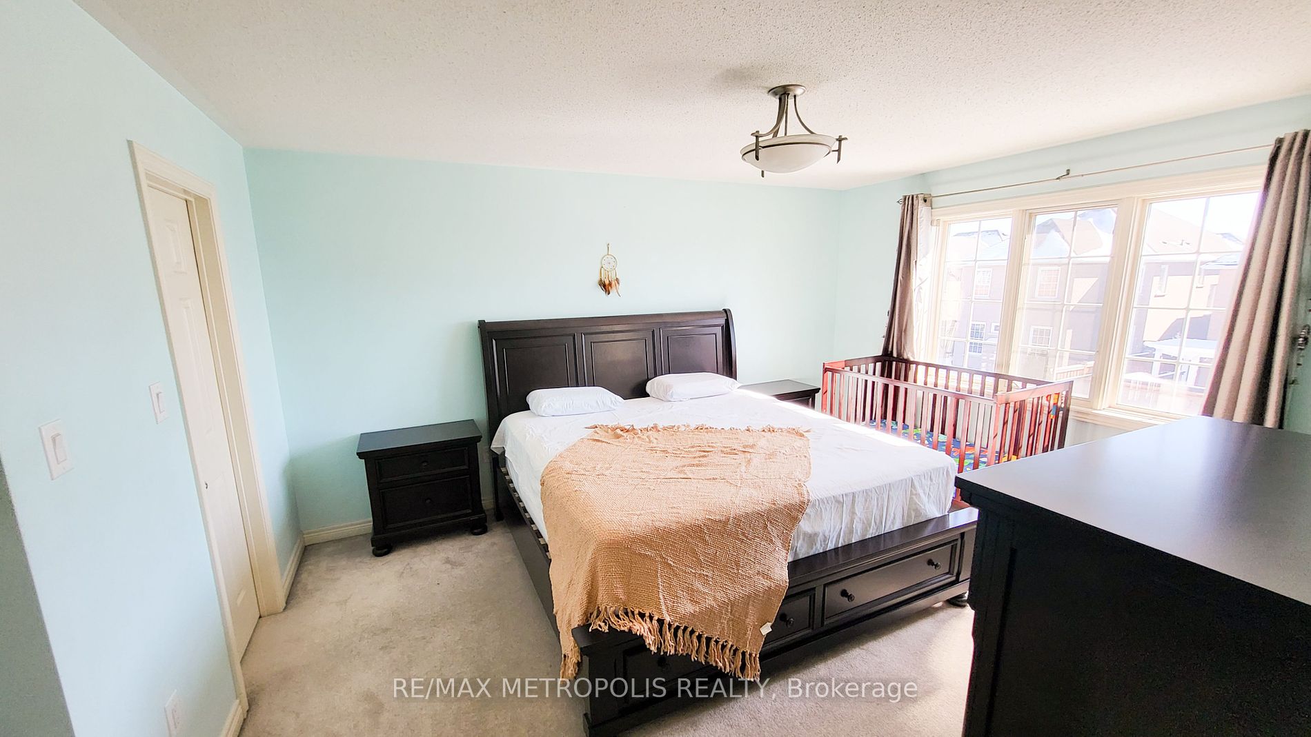 115 Atherton Ave Property Photo 11