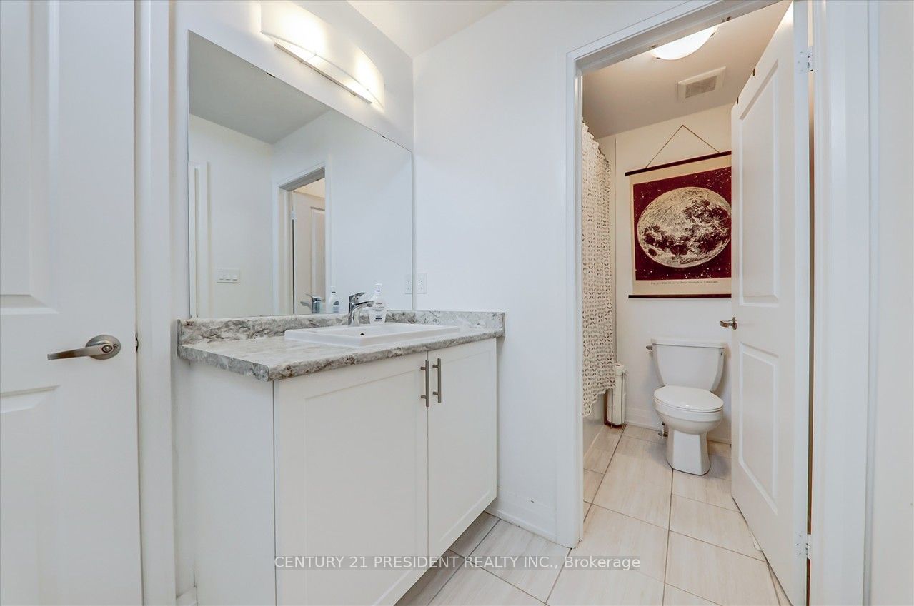 18 Blenheim Circ Property Photo 25