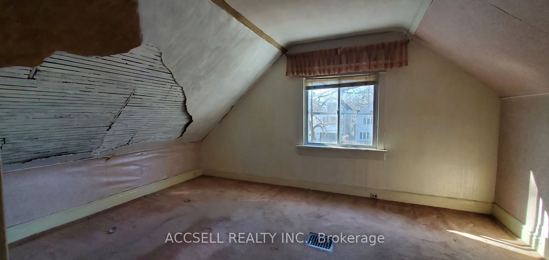48 Bellefair Ave Property Photo 3
