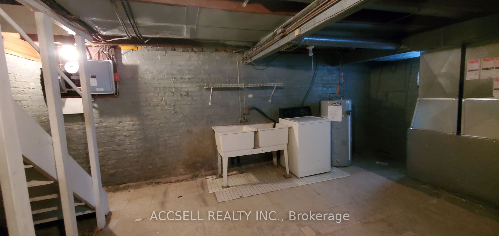 48 Bellefair Ave Property Photo 9