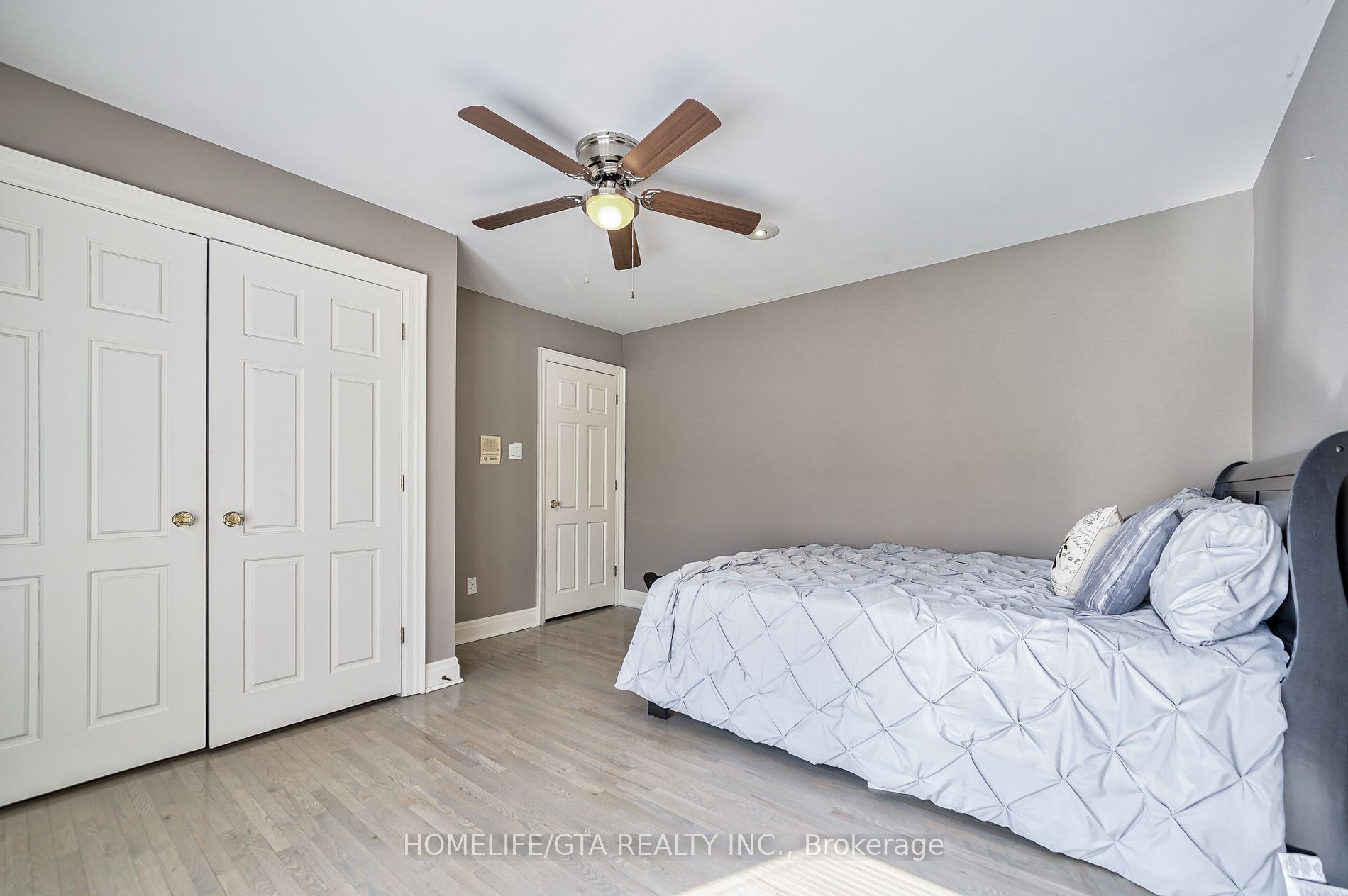19 Braeburn Blvd Property Photo 28