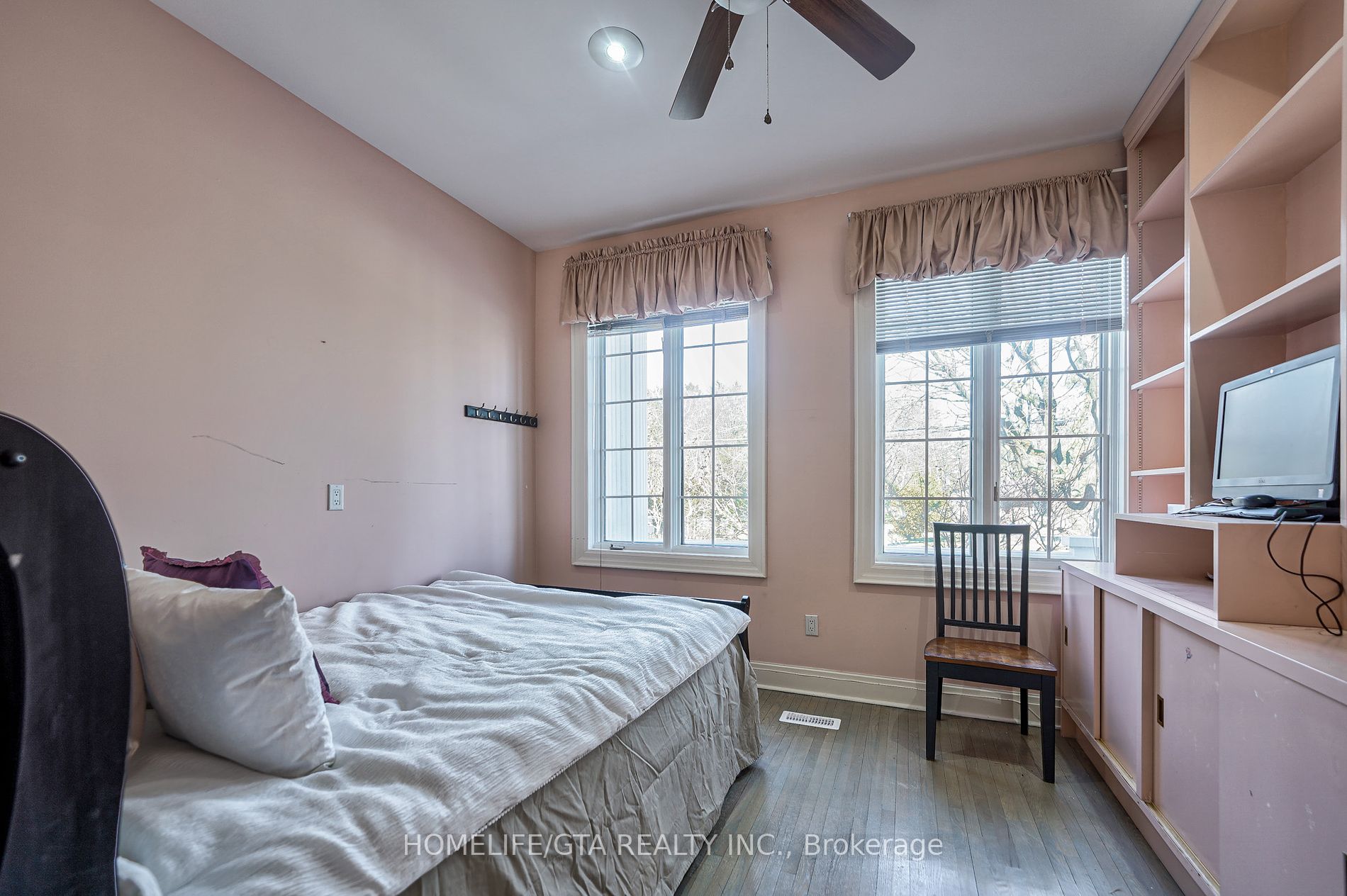 19 Braeburn Blvd Property Photo 29
