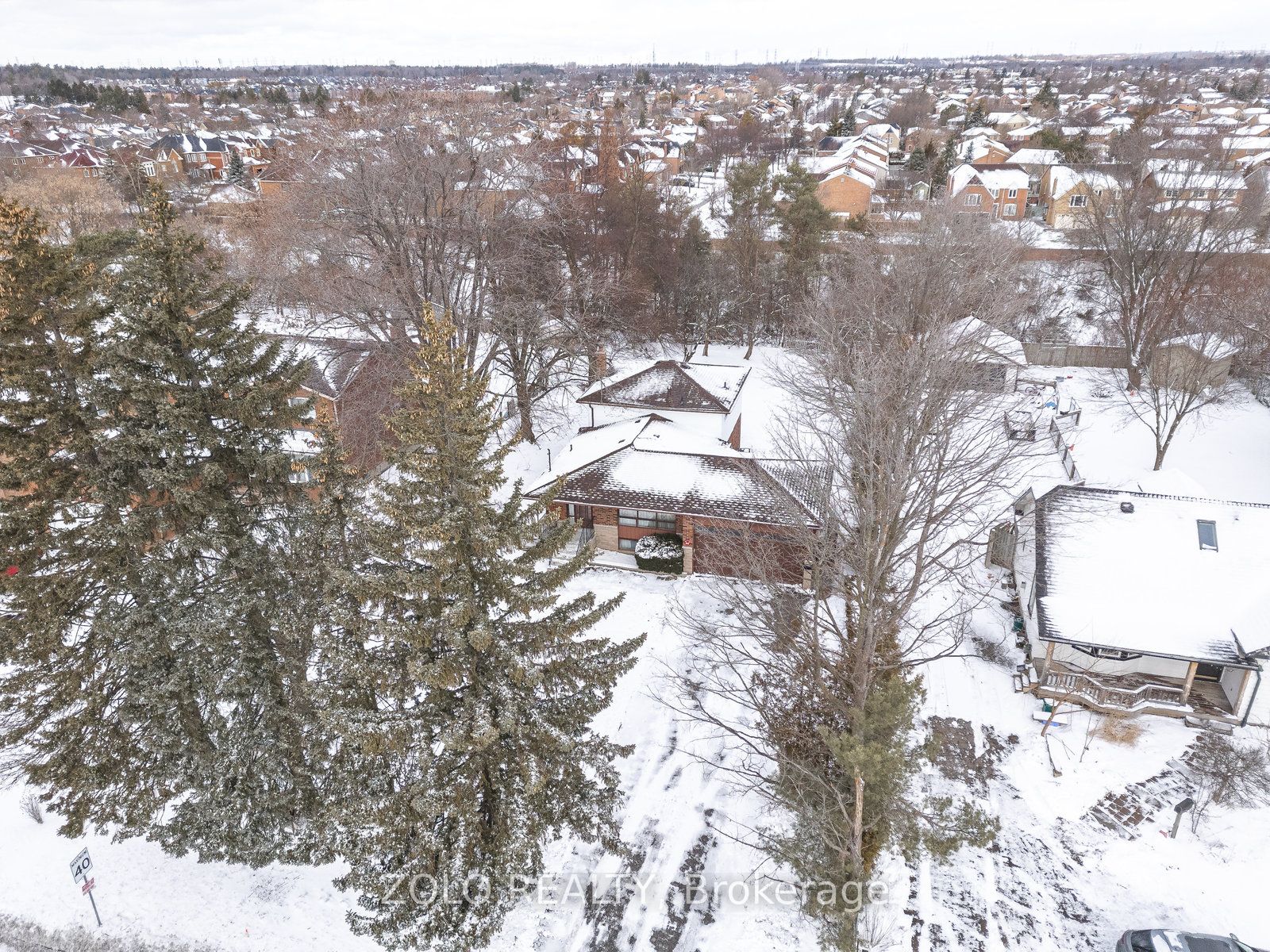 656 Sheppard Ave Property Photo 34