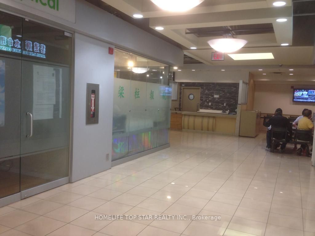 4675 Steeles Ave Property Photo 6
