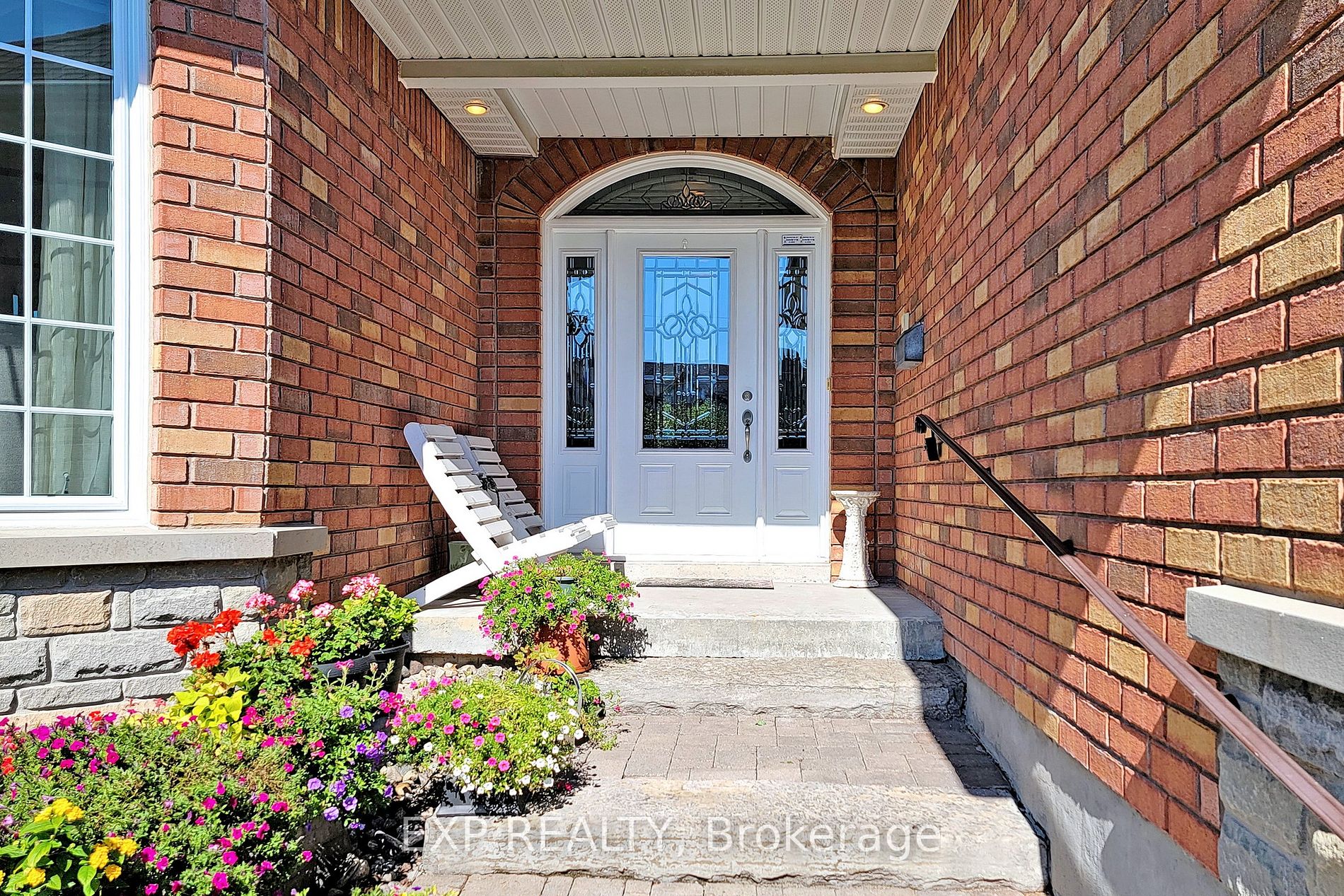 557 Pine Ridge Rd Property Photo 3