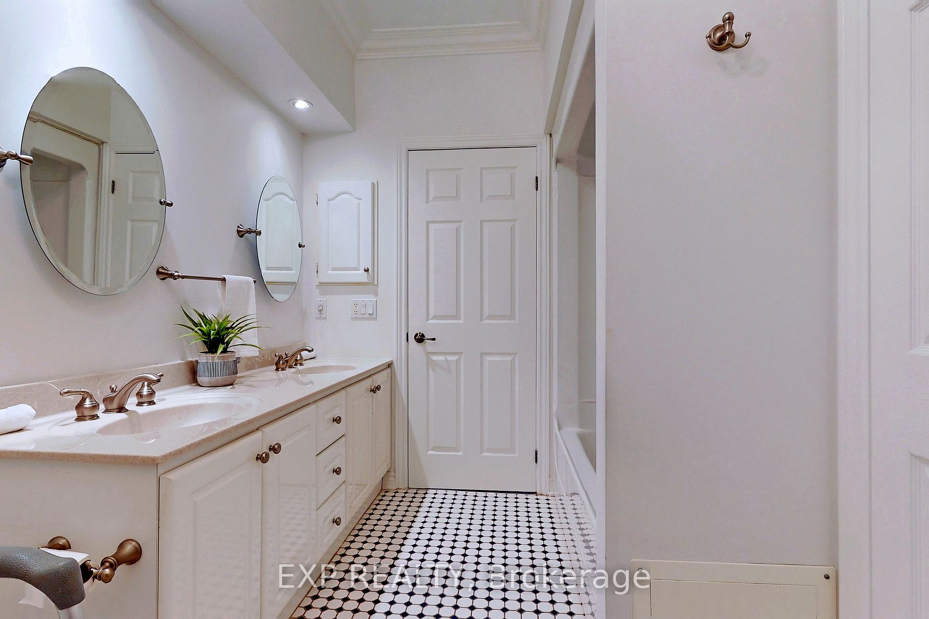 557 Pine Ridge Rd Property Photo 21