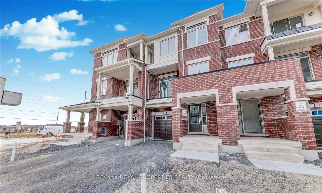 1091 Lockie Dr Property Photo 3