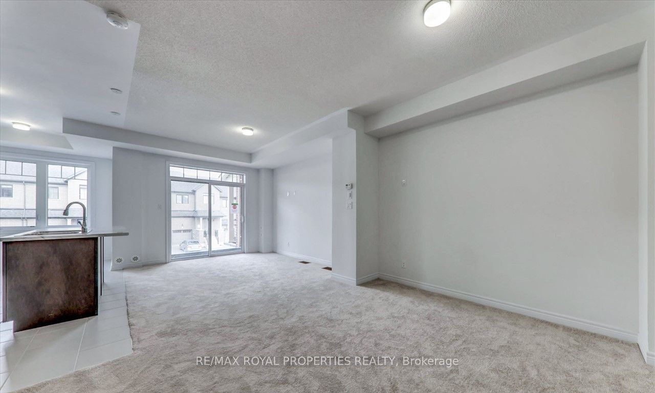 1091 Lockie Dr Property Photo 10