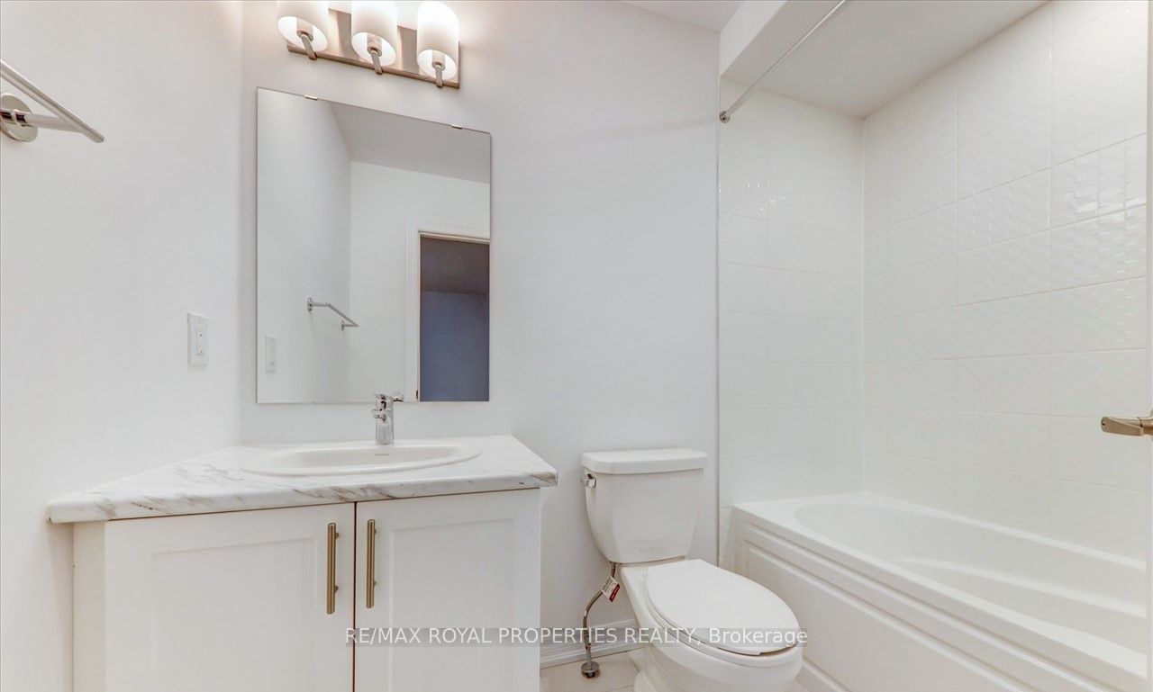 1091 Lockie Dr Property Photo 23