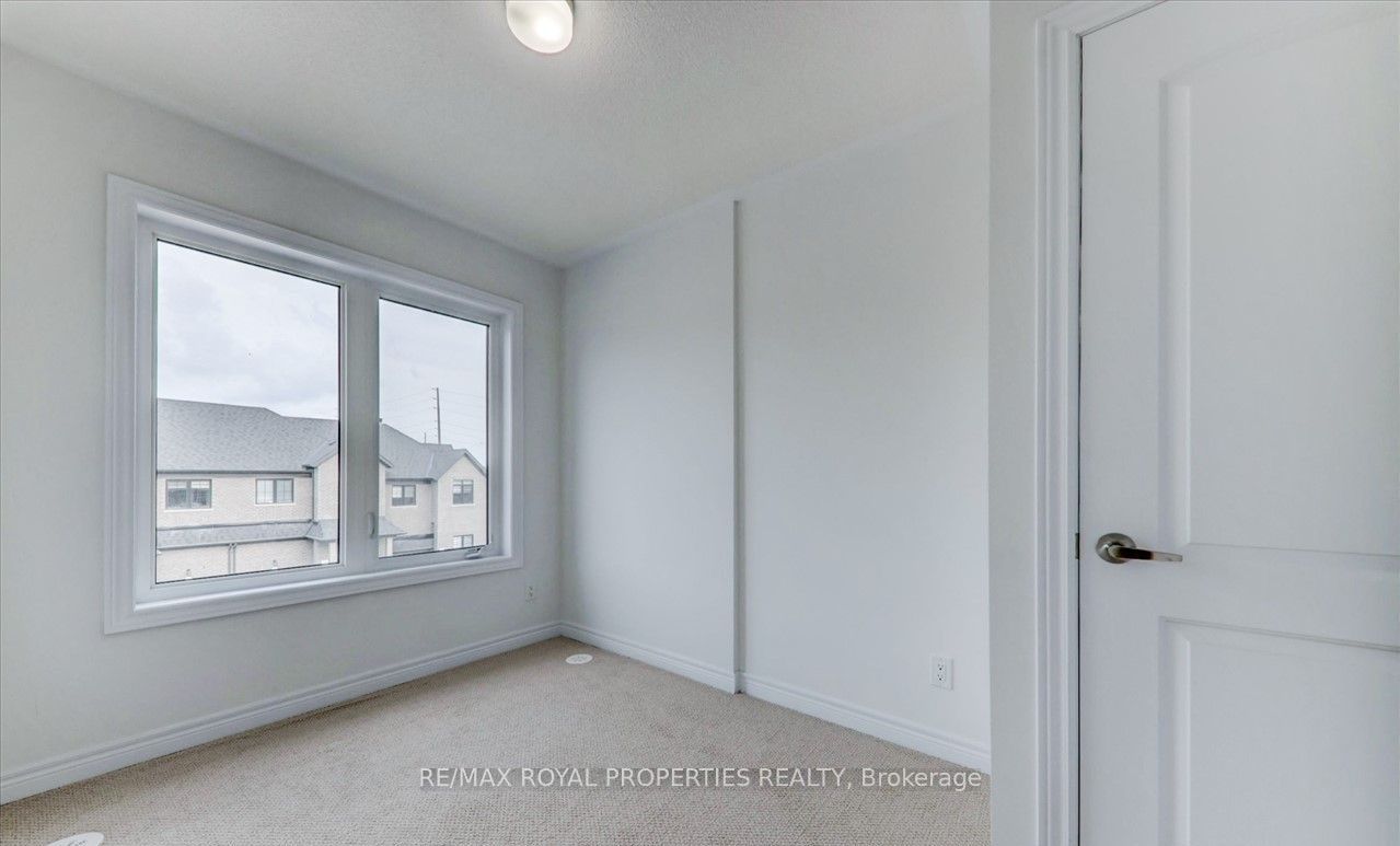 1091 Lockie Dr Property Photo 24