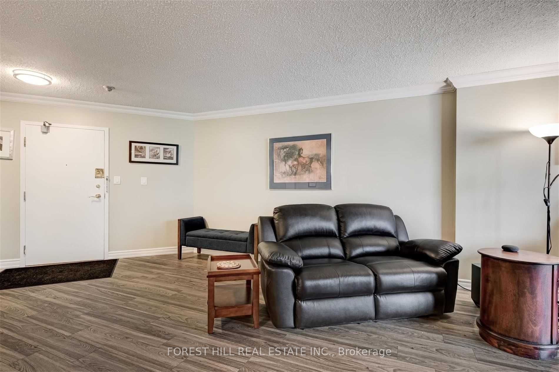 275 Bamburgh Circ 1 Property Photo 8